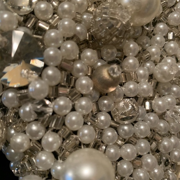 Badgley Mischka dolman top w embellished sleeves - Picture 6 of 8